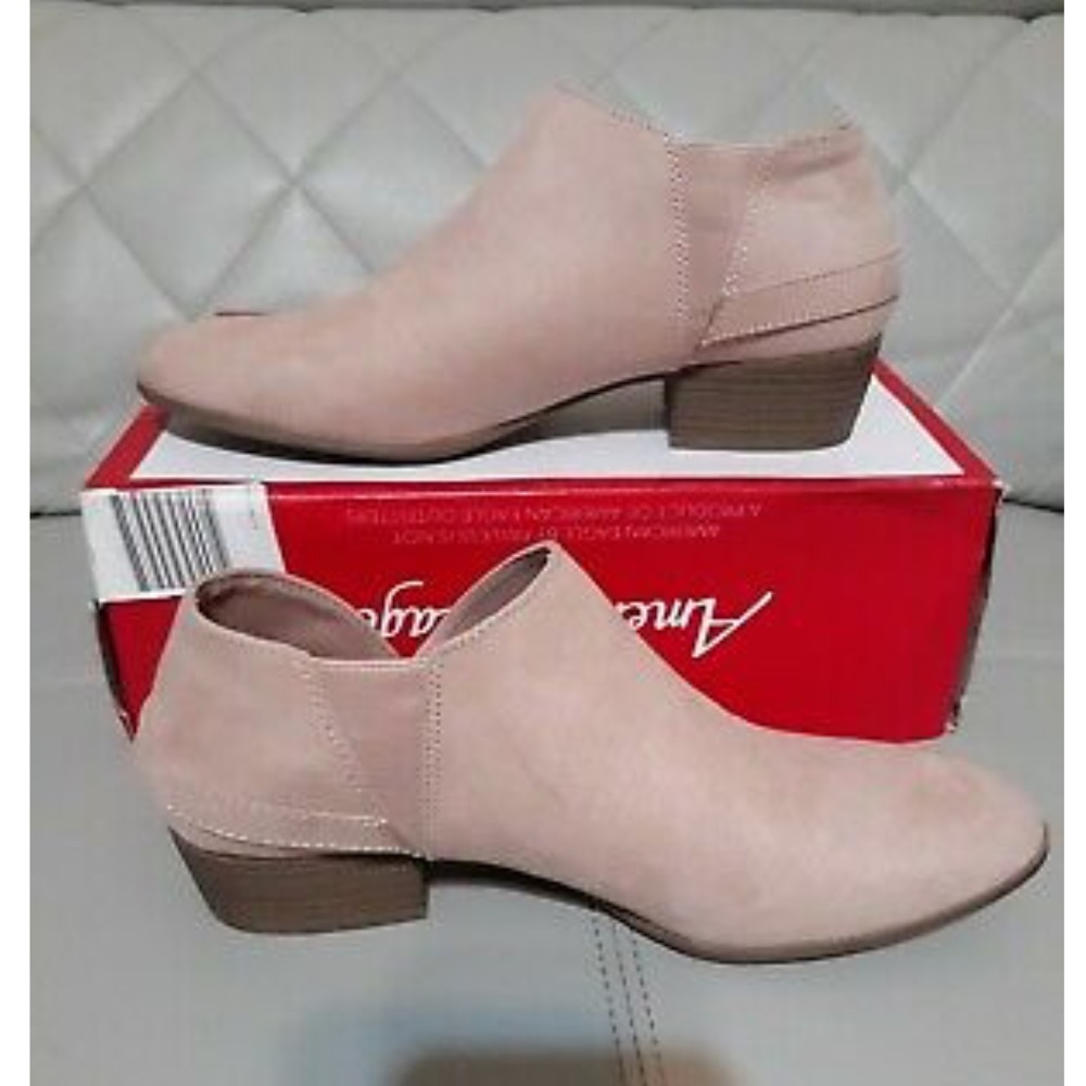 American Eagle Light Pink Booties